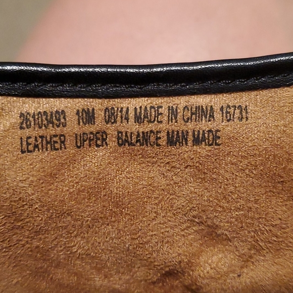 Clark's black leather ankle boots - Picture 4 of 4